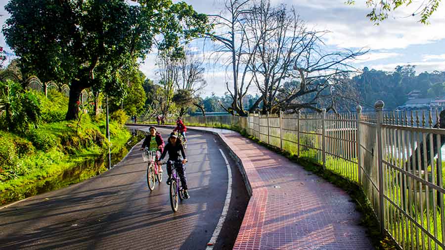 Kodai Lake sunrise view Kodaikanal